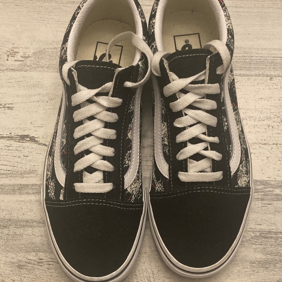 Genuine Vans Old Skool Black and White Flash Skull Women’s 7. 5 Men’s 6.0 - Picture 4 of 14